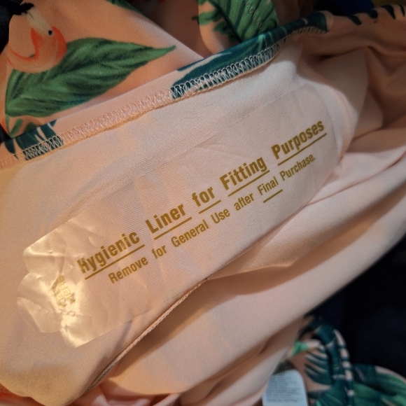 Tropical Flamingo Print Swimsuit - Picture 14 of 14